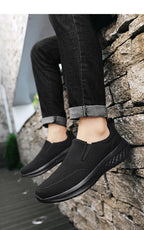 Brand Men Casual Shoes Fashion Men's Sneakers Breathable Men Walking Flat Shoes Outdoor Large Size Light Men's Shoes Loafers