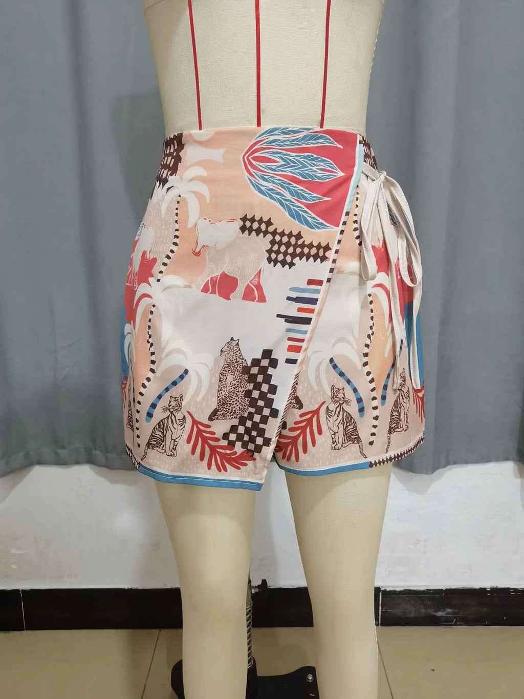 Women's Fashion Minimalist Shorts Tropical Vacation Elegant Casual Printed High Waist Shorts Spring Summer Beach Daily Pants