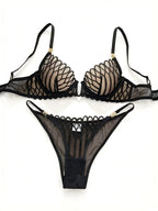 French Style Sexy Embroidered Transparent Underwear Set V-Neck Design Anti-Sagging Breathable Bra And Panties Ensemble