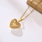 Trendy Stainless Steel Heart Locket Necklace for Women Girls, Can Be Opened Reliquary Pendant,with Family BFF Collar Jewelry