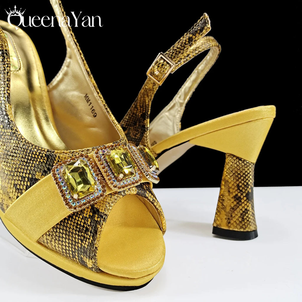 2025 Elegant Green Peep-Toe Women Heel Pumps for Italian Matching Party Shoes and Bags Set for Parties with Diamond Accents