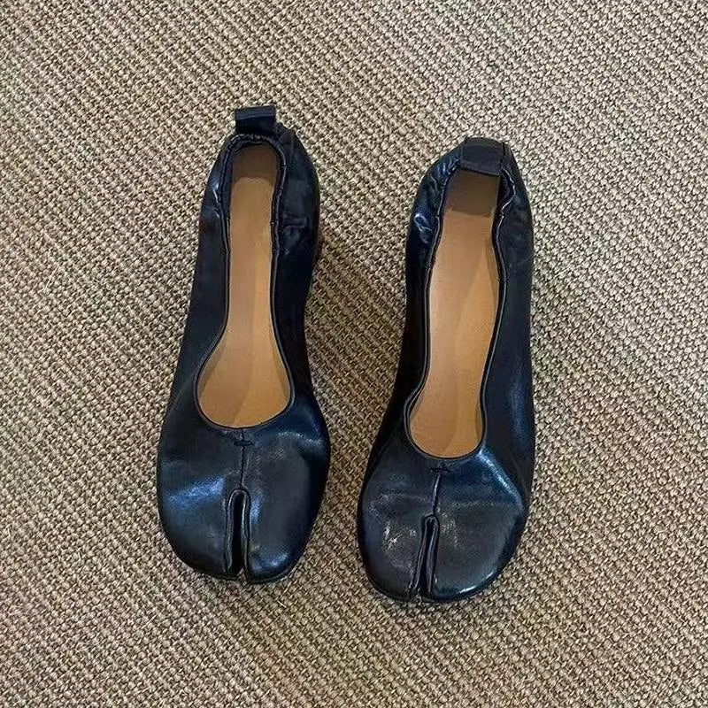 Elegant Thick High Heel Tabi Shoes Women Summer 2026 Comfort Pu Leather Designer Split Toe Pumps French Retro Sandals for Women