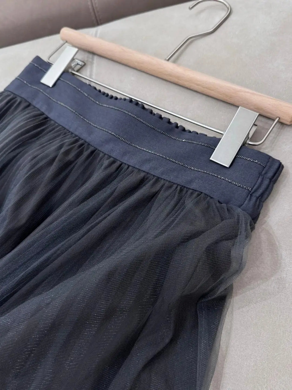 Fashionable versatile elegant women's mid length skirt