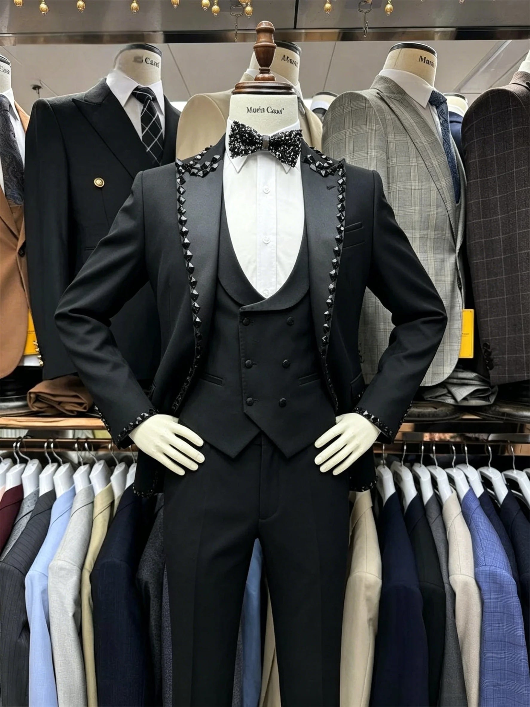 Black Men Suits Set 3 Pieces BlazerVest Pant Crystals Prom Groom Wedding Tuxedos Tailored Made Formal Office Jacket Outfit