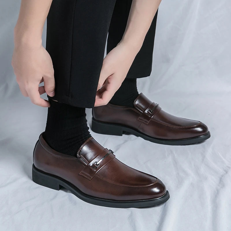 Men's Formal Leather Shoes Classic Style Slip On Loafers Round Toe Breathable Non-Slip Business Dress Wedding Office Casual Shos