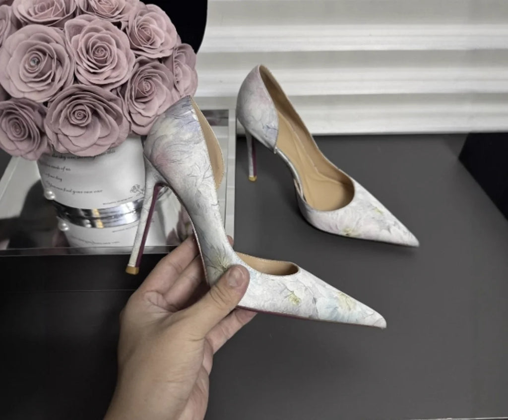 New French high heels paired with evening gowns, super hot pointed single shoes with empty sides that don't tire your feet
