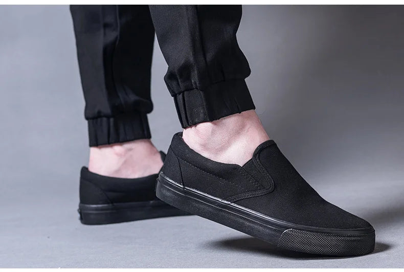 Spring Autumn Mens Shoes Casual Canvas Shoes Men Fashion Loafers Oxfords Sneakers Men Casual Breathable Slip-on Low-cut Non-slip