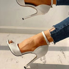 Sexy Dress Wedding Shoes Women Ankle Strap Peep Toe High Heel Sandals White Super High Heels Buckle Snake Pattern Woman Pumps