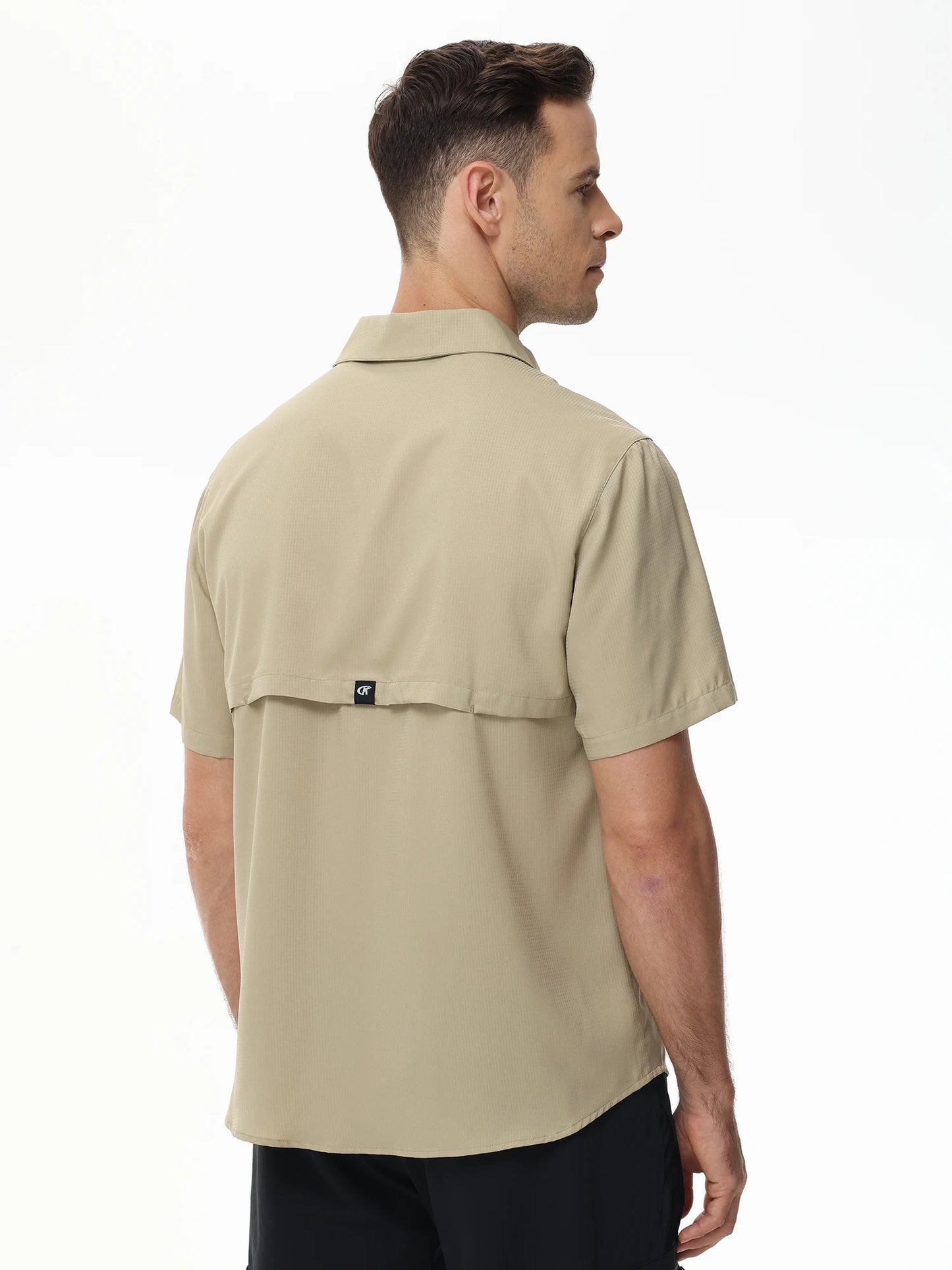Summer Men's UPF 50+ Fishing Shirts, Lightweight Breathable Short Sleeve Cargo Shirt, Button Down Tactical Shirts Workout