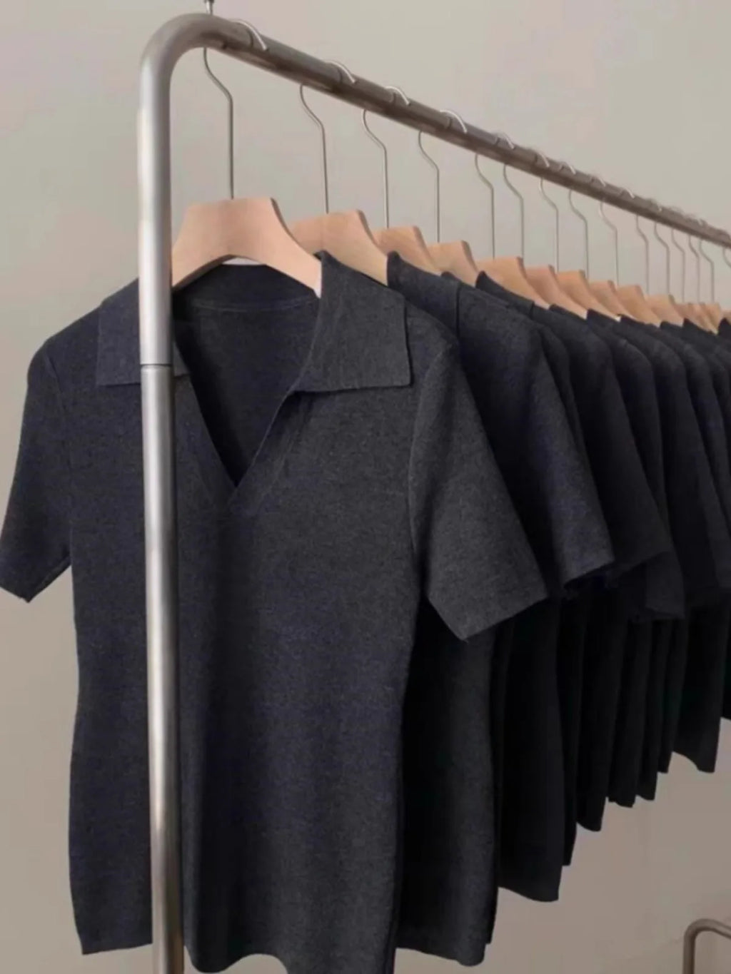 French short shoulder sleeve women's lapel knit top women's spring and summer thin ice silk polo collar  of solid color T-shirt