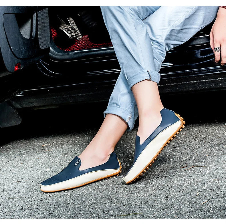 Summer Men Casual Flats Fashion Genuine Leather Soft Moccasins Brand Loafers High Quality Breathable Men Dress Shoes Size 36-47