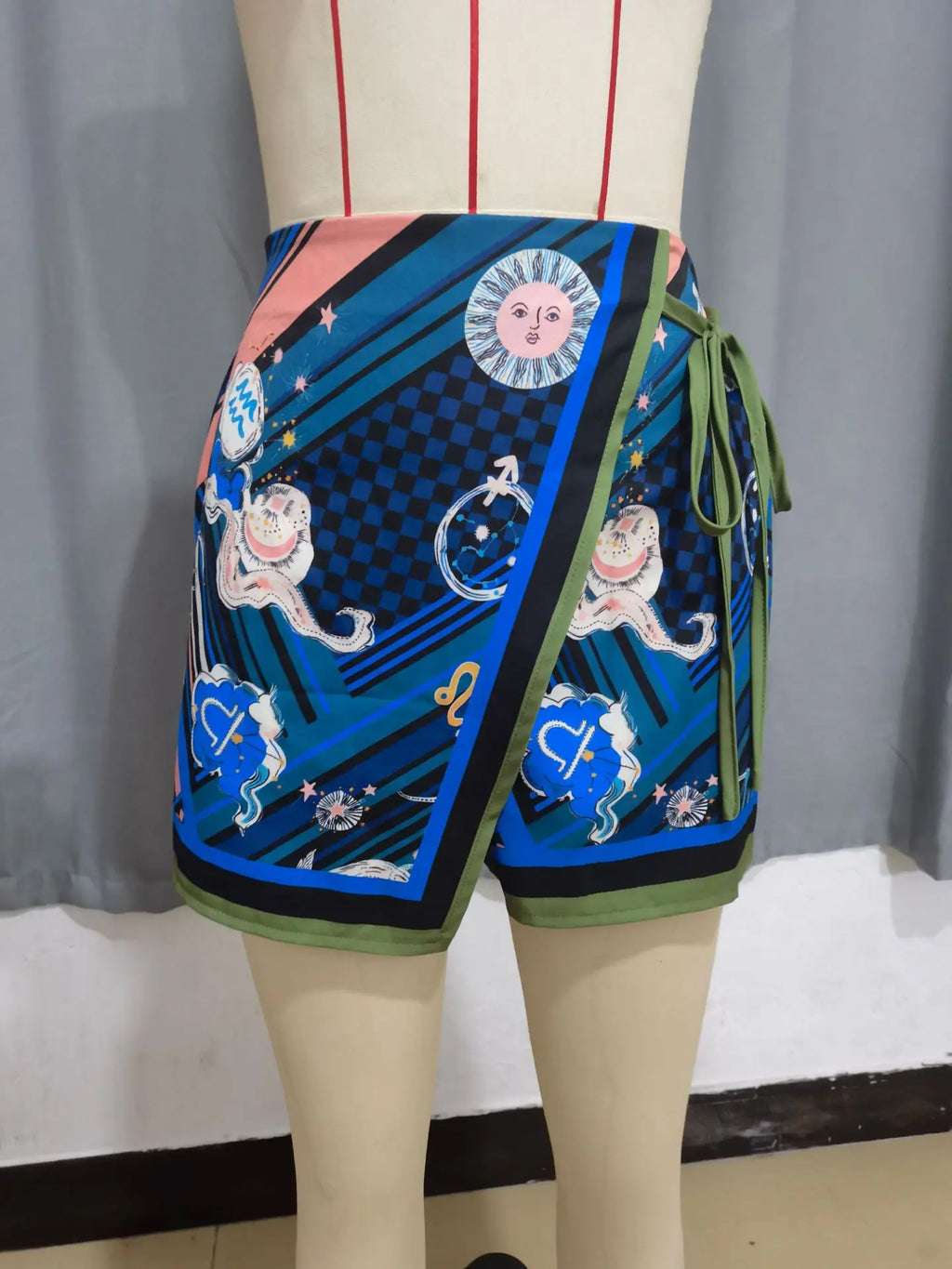 Women's Fashion Minimalist Shorts Tropical Vacation Elegant Casual Printed High Waist Shorts Spring Summer Beach Daily Pants