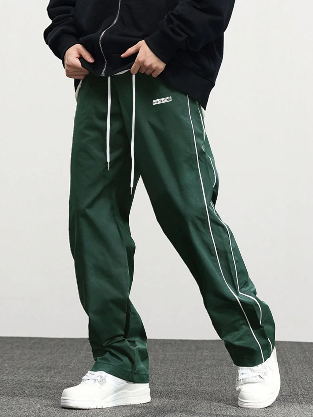 Men's Casual Sweatpants Solid Color Sports Pants Summer Autumn Lightweight Cargo Trousers High Street Loose Straight Trousers