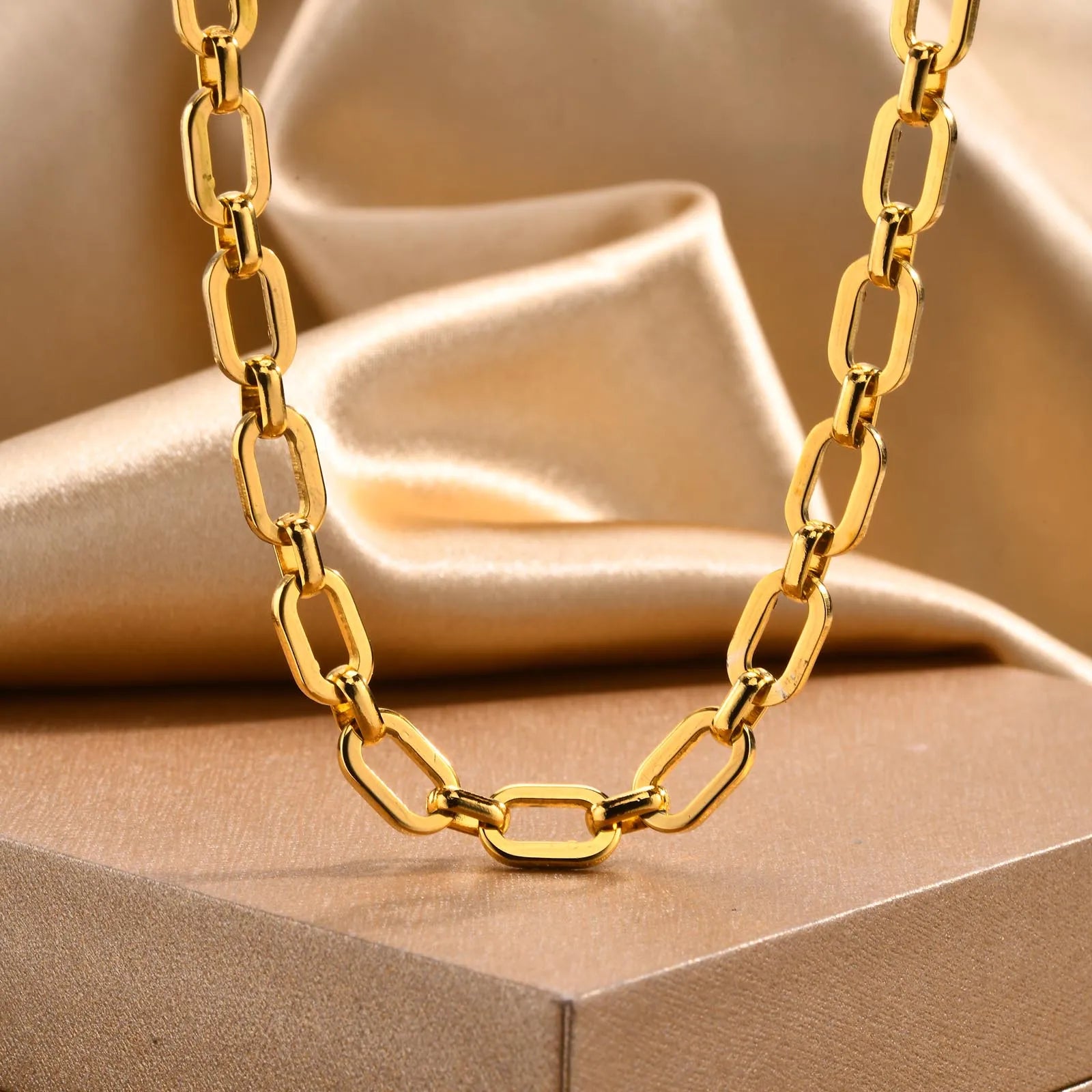 Chunky Gold Plated Link Necklace For Women, Stainless Steel Oval Thick Chain Choker Minimalist Jewelry Trendy Party Jewelry Gift