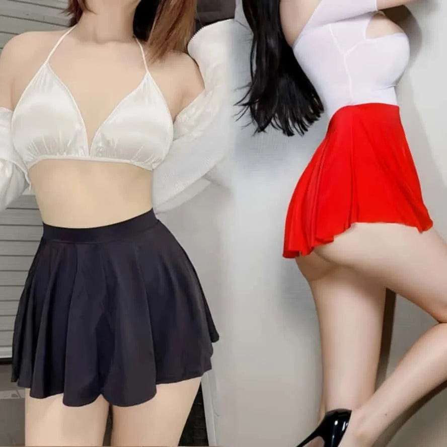NEWJOINFUN Korean Japan Girls Style Fashion Pleated Mini Skirts XL High Waist Black White A Line Short Skirt for Women Christmas