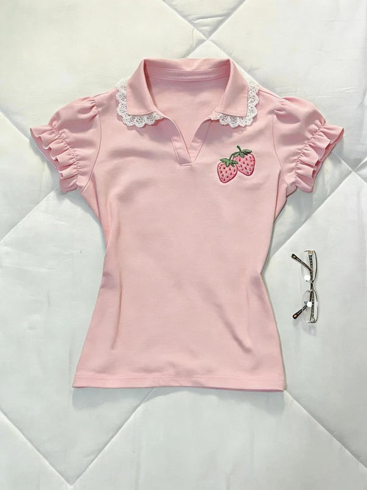 Sweet Design Patchwork Lace Slim T-Shirts Women Casual Kawaii Strawberry Embroidery Polo Collar Tees Fashion Lovable Clothes