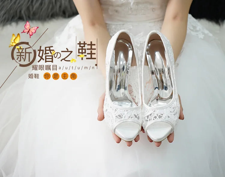 2025 New White Lace Wedding Shoes Fish Mouth High Heels Banquet Single Shoes Women