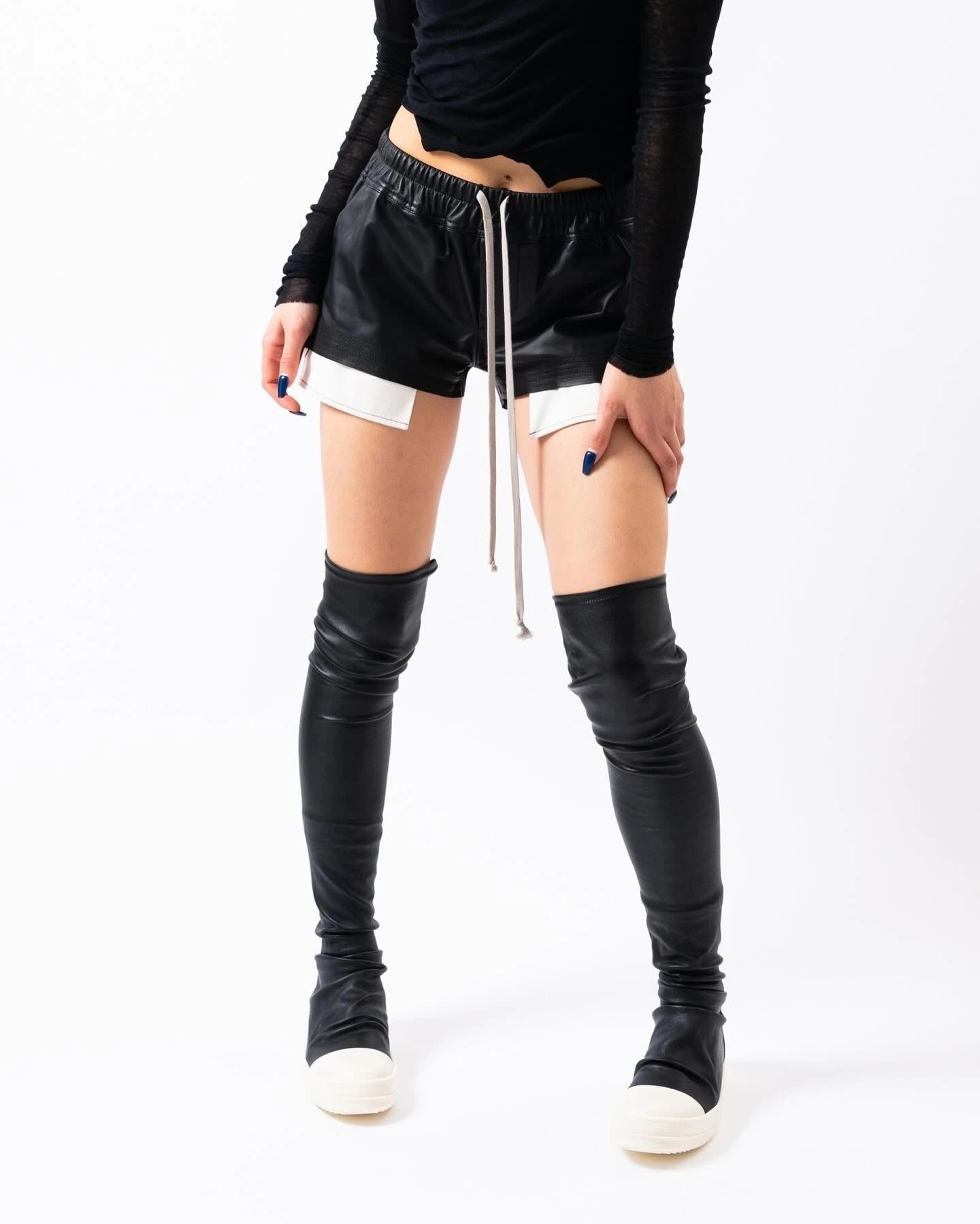 Owen Seak Women‘s Casual Short Mini Slim Fit PU Leather Summer Gothic Women High Street Outdoor Wear Trumpet Mermaid Black Short