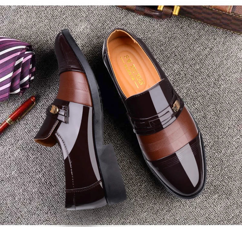 Mens Formal Two Tone Patent Leather Loafers Pointed Toe Slip On Shoes With Metal Buckle Low Heel Comfortable Non Slip Breathable