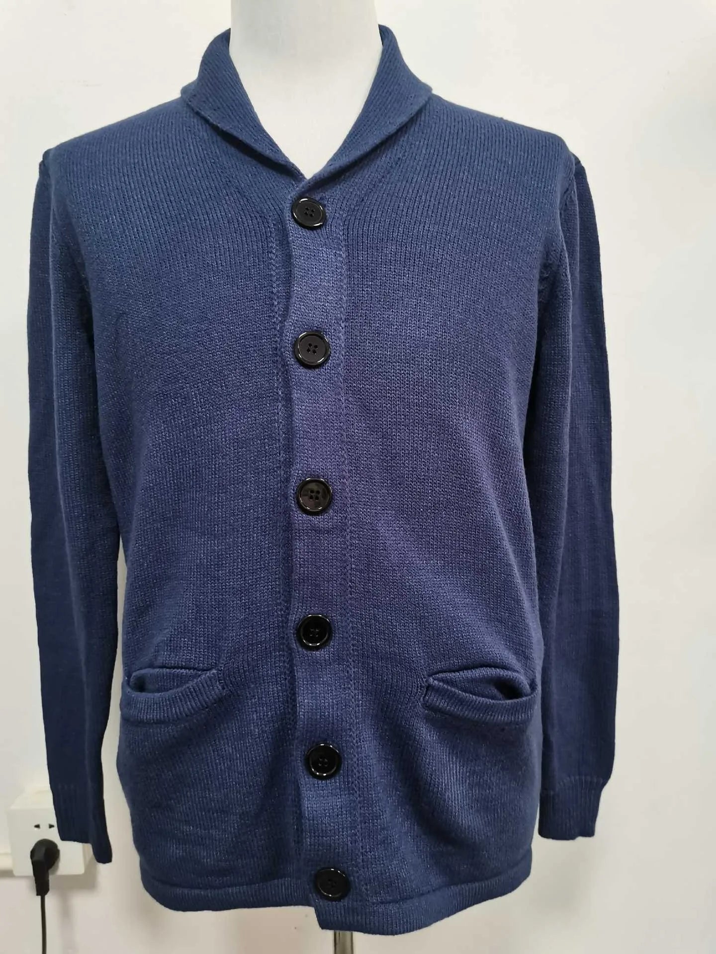 Casual Fashion Men's Lapel Pure Cardigan Solid Color Sweater in Autumn and Winter Warm Knitted Jacket