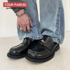 Slip in formal leather shoes for men's autumn new style retro metal coin design Loafer comfortable black British dress shoes