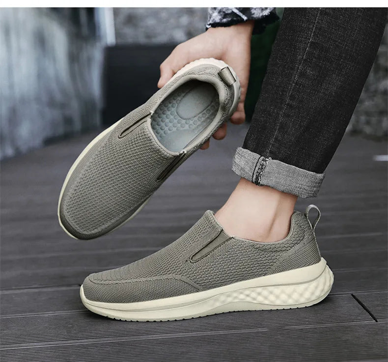 Brand Men Casual Shoes Fashion Men's Sneakers Breathable Men Walking Flat Shoes Outdoor Large Size Light Men's Shoes Loafers