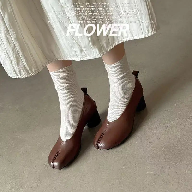 Elegant Thick High Heel Tabi Shoes Women Summer 2026 Comfort Pu Leather Designer Split Toe Pumps French Retro Sandals for Women
