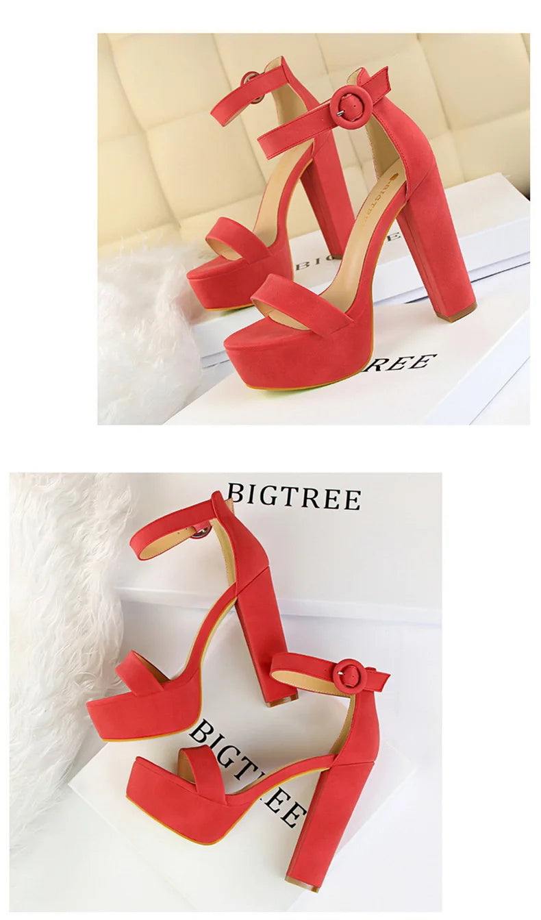 New Fashion Simple Comfort Women Platform High Heels Sandals Summer Peep Toe Party Wedding Pumps Buckle Slimming Shoes